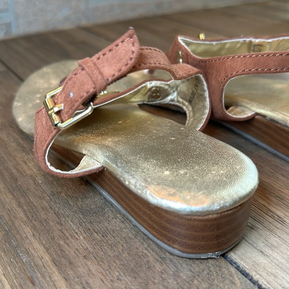 Michael Kors Brown Suede Signature MK Charm T-Strap Jeweled Thong Sandal/Sz 13 - Picture 7 of 10